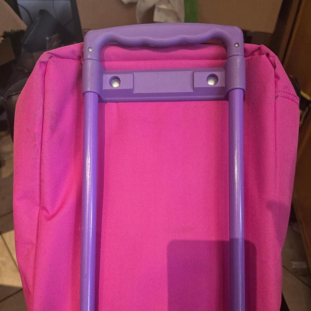 shopkins rolling backpack - Picture 4 of 6